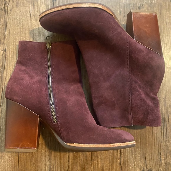 Kork-ease Petra Burgundy Bootie - Picture 4 of 5